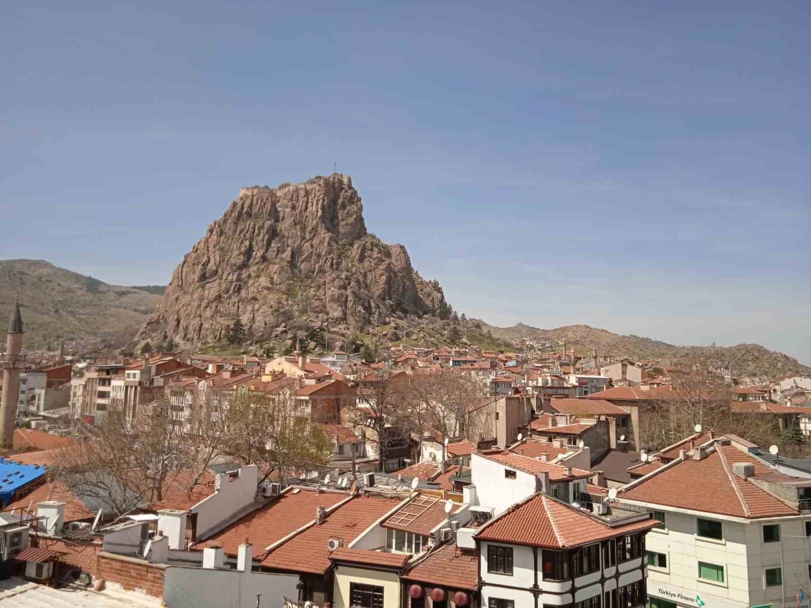 bilecik-haber_afyonkarahisar-da-hava-durumu-105514.jpg