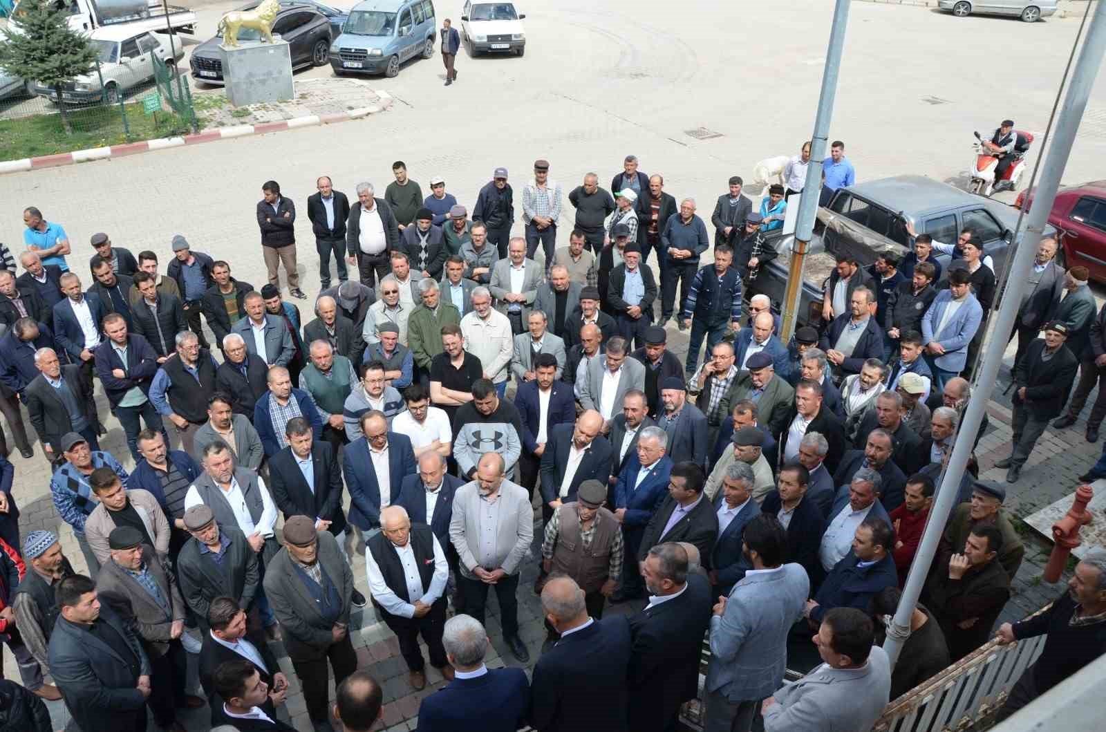 bilecik-haber_aslanapa-belediye-baskani-necati-kulik-gorevi-gokhan-gurel-den-devraldi-106231.jpg