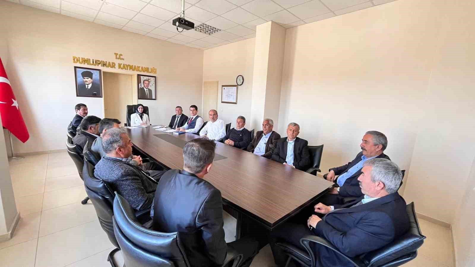 bilecik-haber_dumlupinar-da-koylere-hizmet-goturme-birligi-toplantisi-106226.jpg