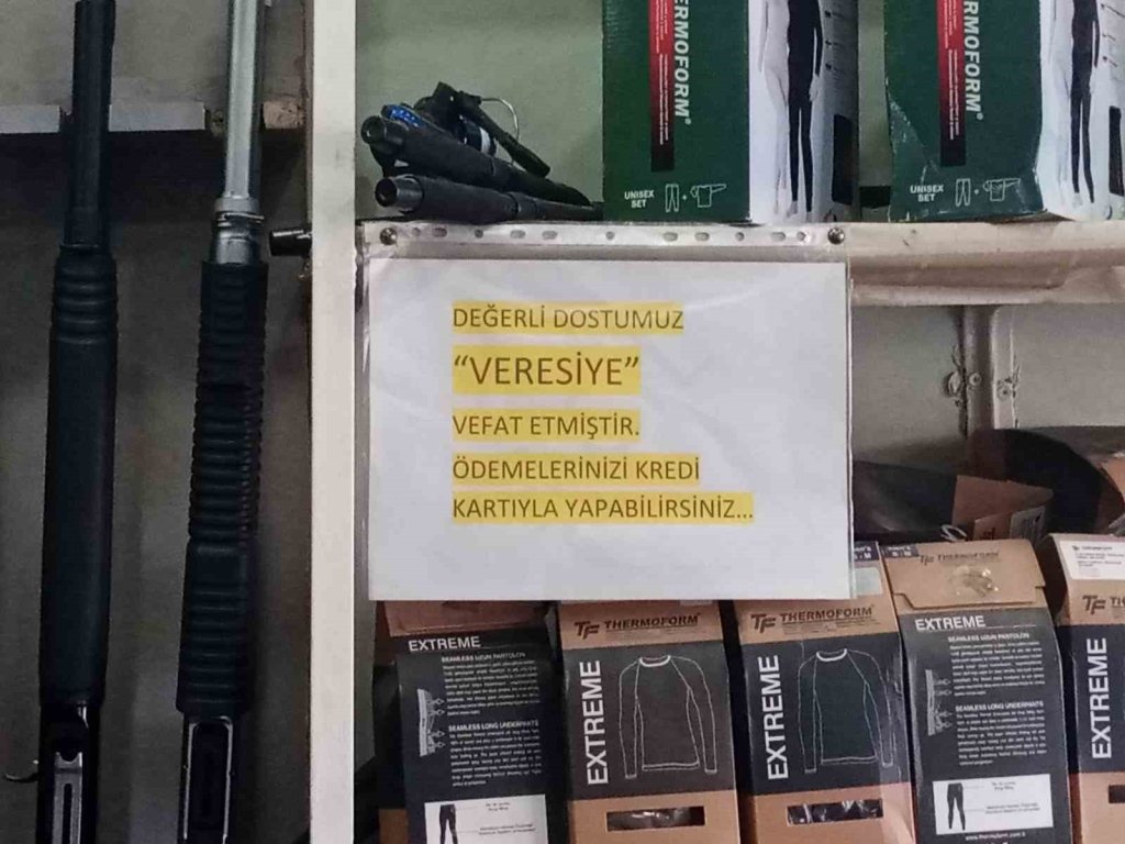 bilecik-haber_esnaftan-veresiye-sorununa-esprili-cozum-1599.jpg