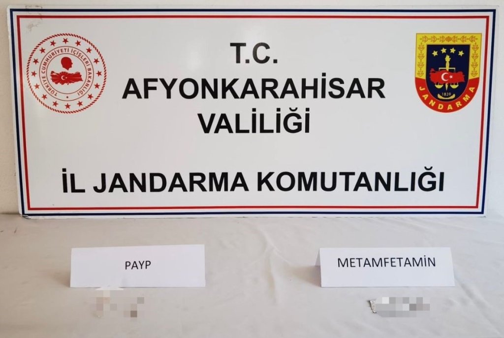 bilecik-haber_jandarma-uyusturucu-satisini-sucustu-yapti-1652.jpg