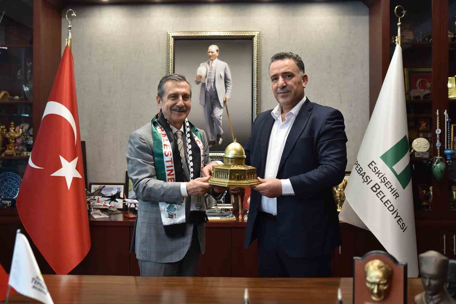 bilecik-haber_kardes-sehir-salfeet-ten-hayirli-olsun-ziyareti-743.jpg