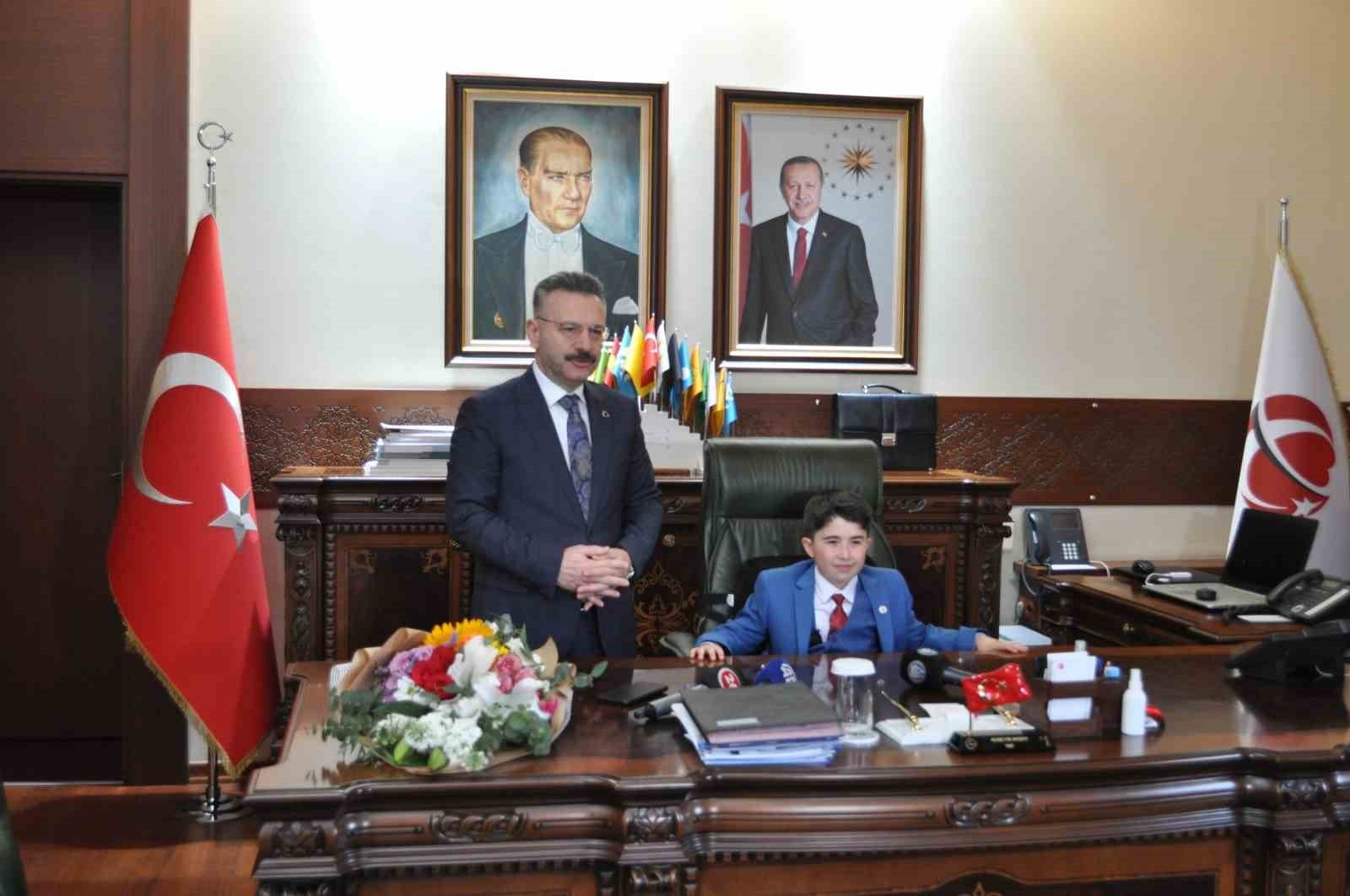 bilecik-haber_kucuk-vali-deprem-riskine-dikkat-cekti-659.jpg