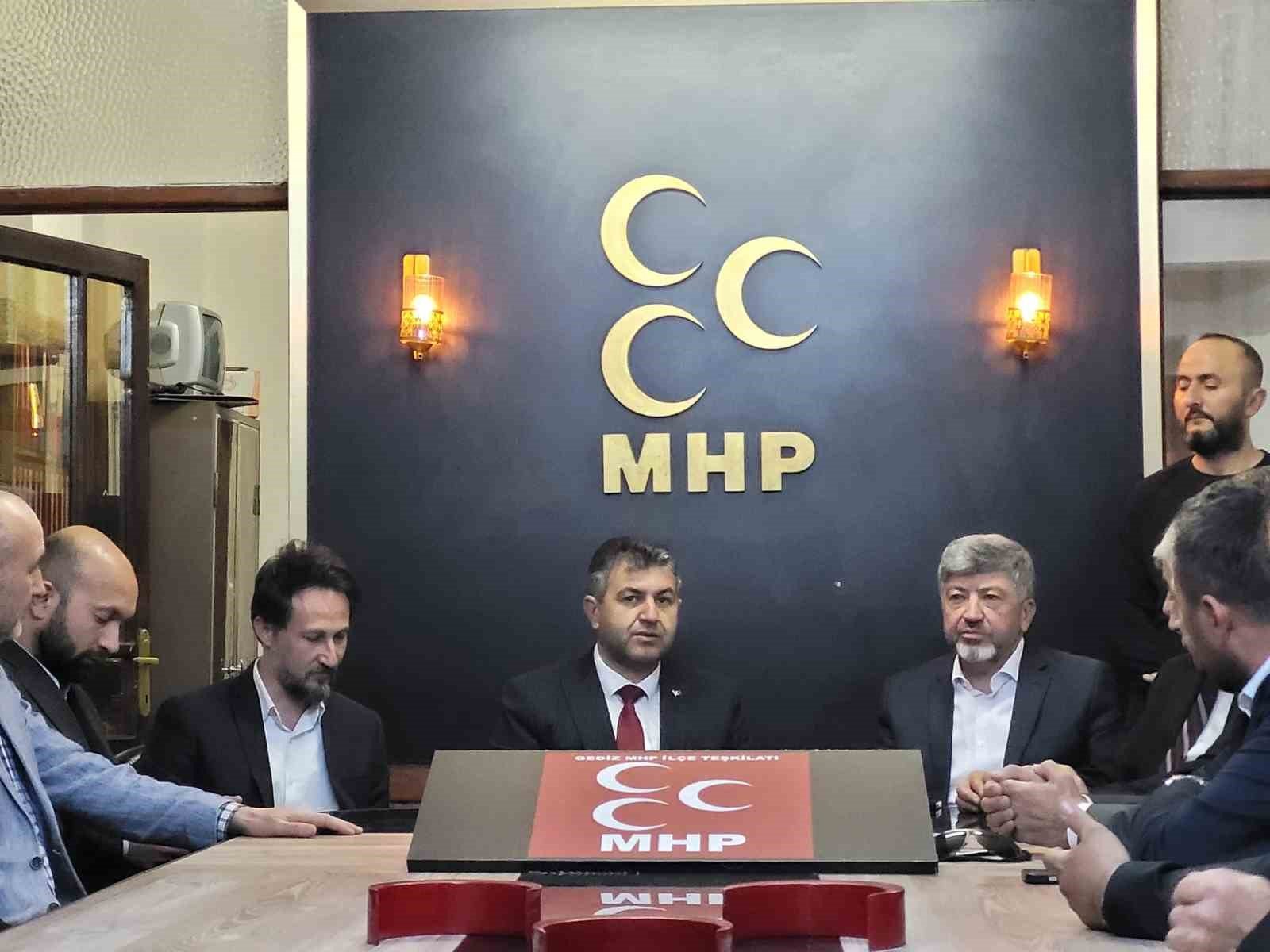 bilecik-haber_muharrem-akcadurak-secimin-galibi-necdet-akel-i-tebrik-etti-105500.jpg