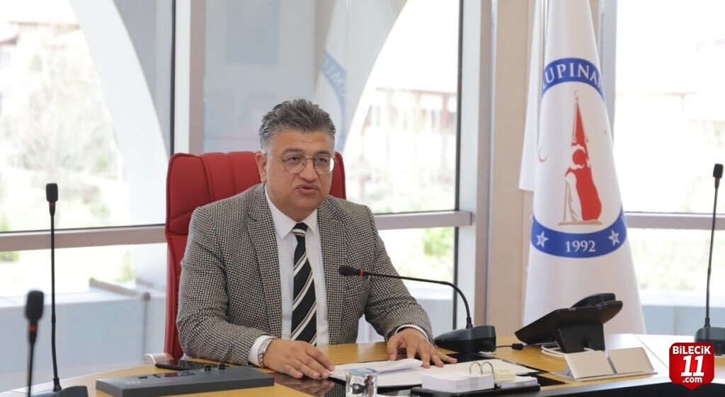 bilecik-haber_rektor-kiziltoprak-bizler-seffaf-adaletli-durust-bir-yonetimi-ilke-edindik-52.jpg