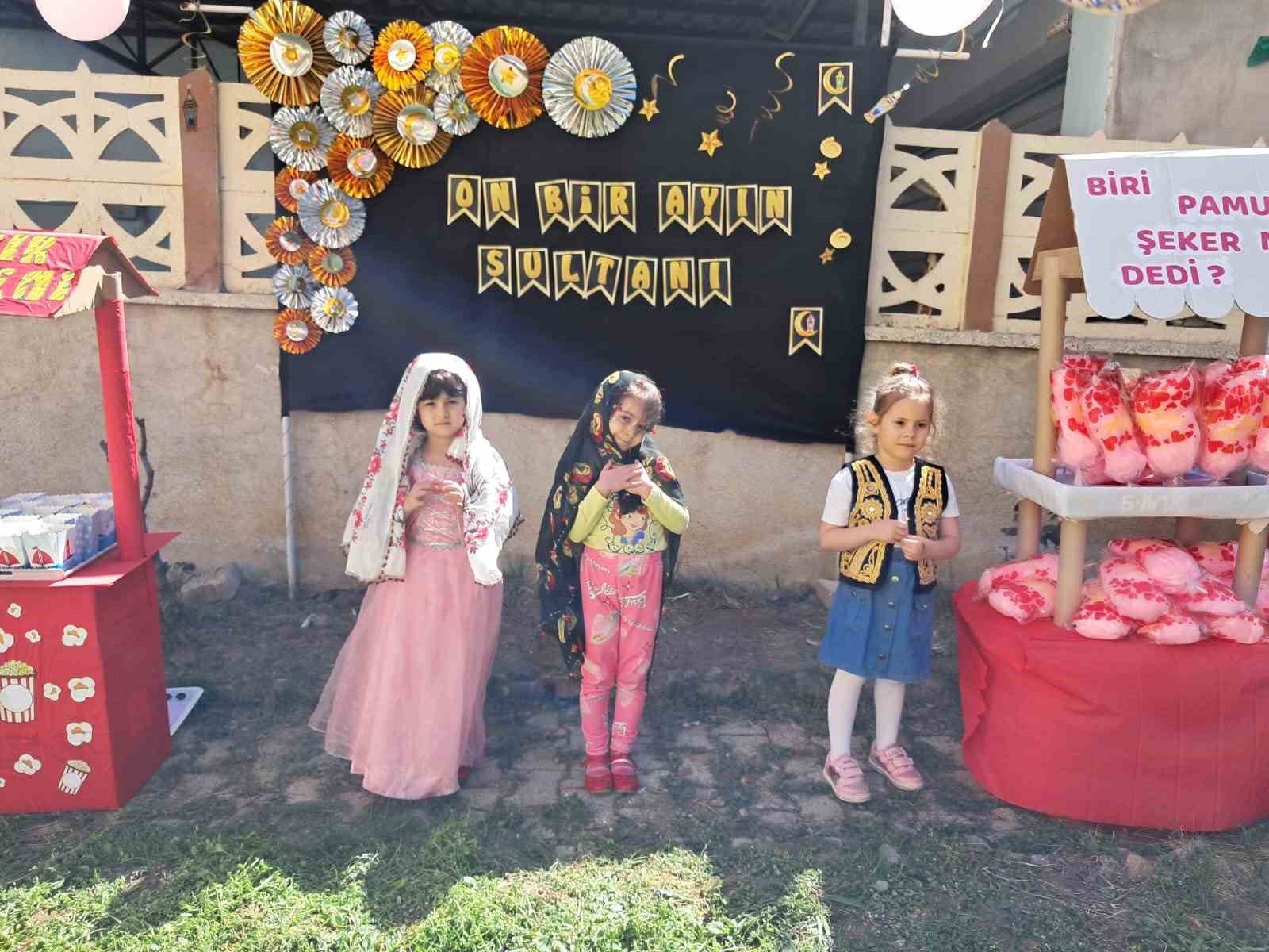 bilecik-haber_simav-da-4-6-yas-kur-an-kursu-ogrencileri-tekne-orucu-tuttu-106315.jpg