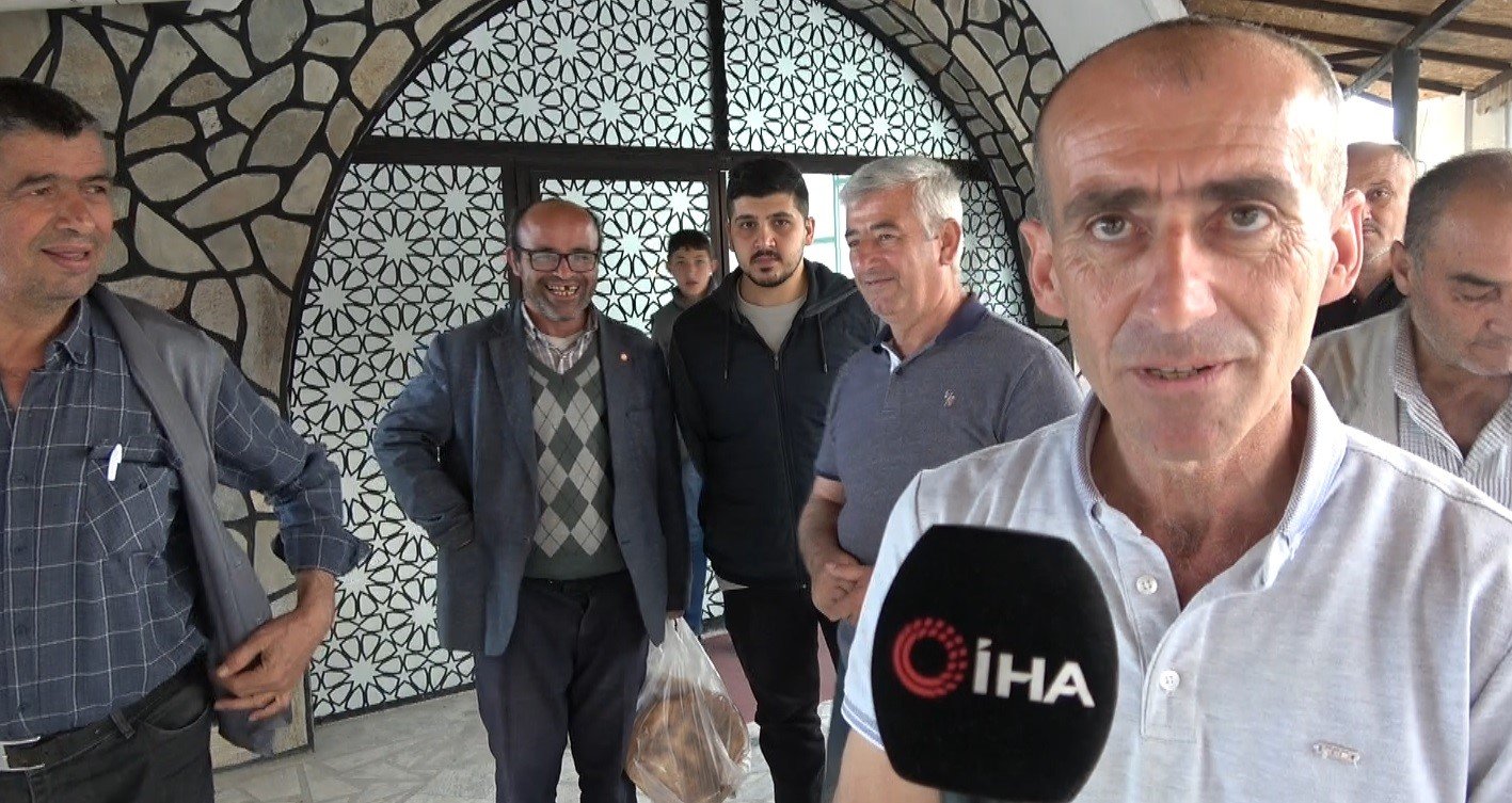 bilecik-haber_tavsanli-da-asirlardir-yasatilan-ramazan-adagi-gelenegi-106222.jpg