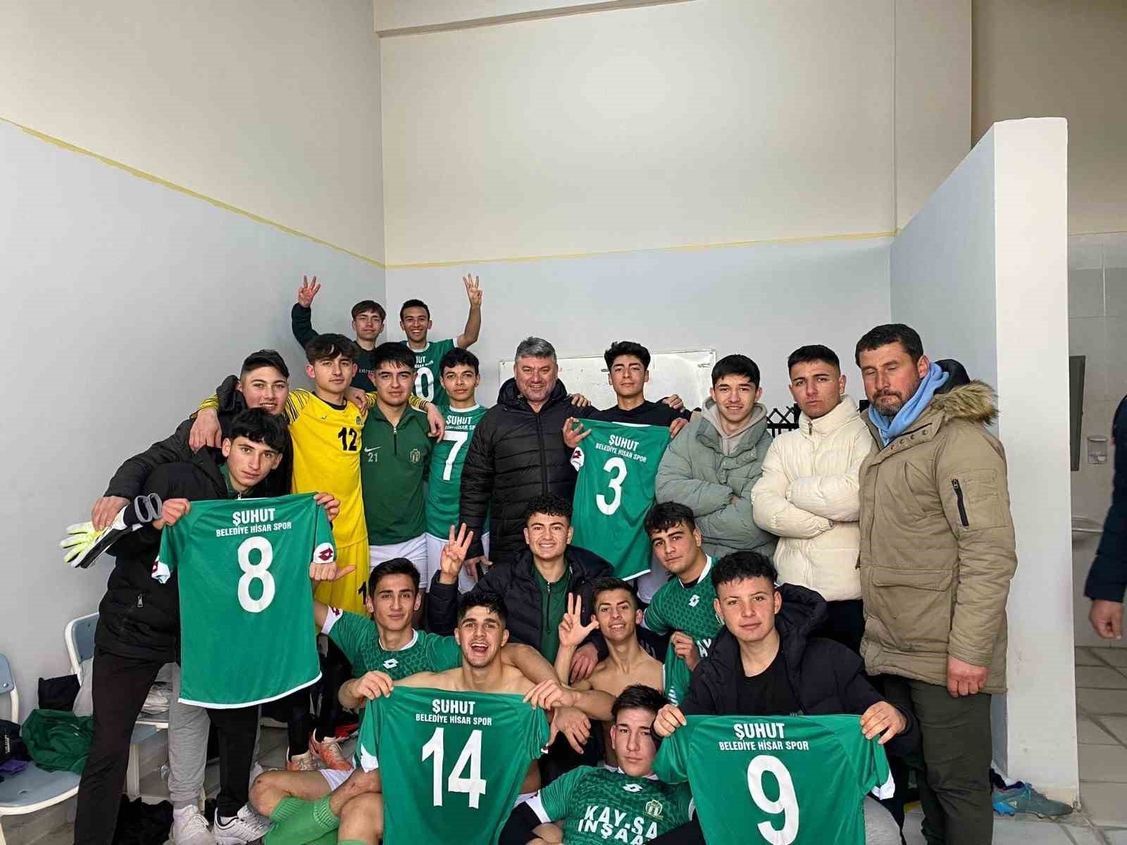 bilecik-haber_u18-final-macinin-sampiyonu-suhut-belediye-hisarspor-107745.jpg