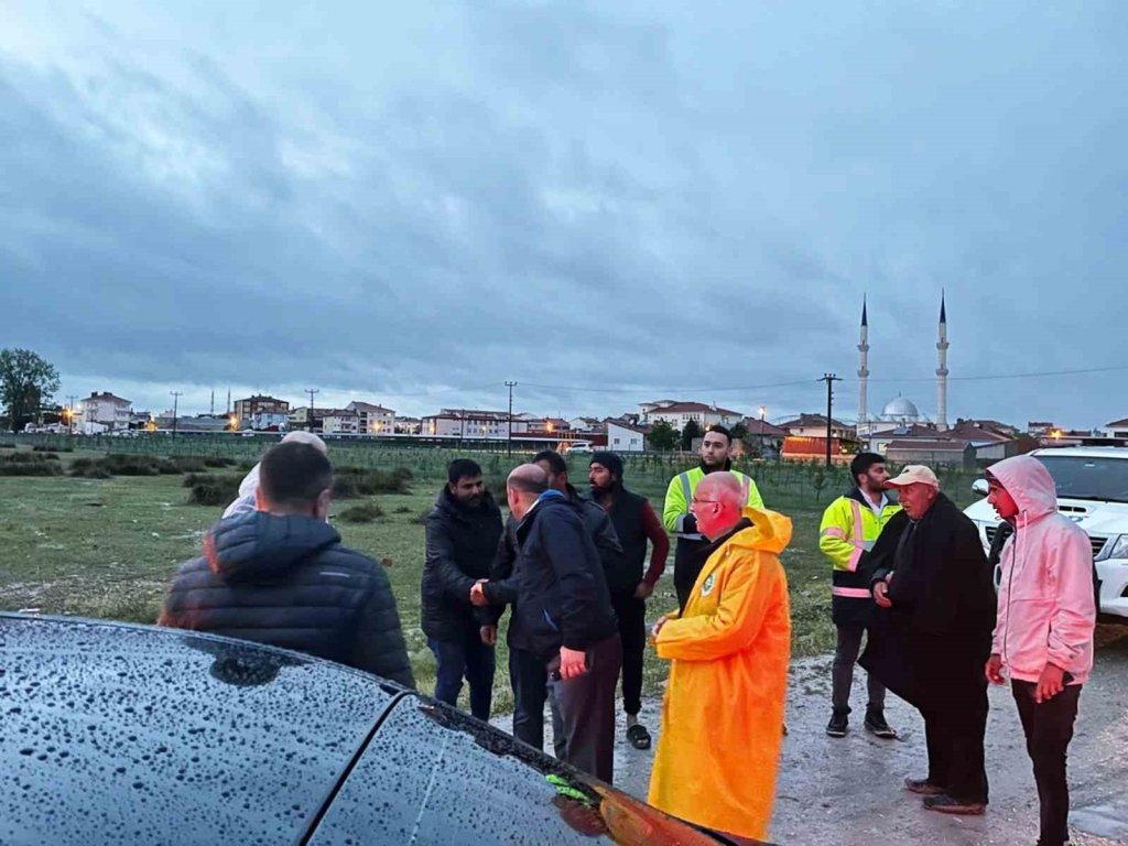 bilecik-haber_albayrak-tan-cifteler-e-gecmis-olsun-ziyareti-6417.jpg