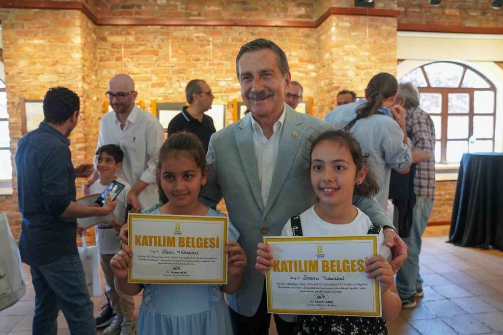 bilecik-haber_baskan-atac-cocuklarimizla-birlikte-ataturk-umuzun-cizdigi-yolda-yuruyecegiz-5309.jpg