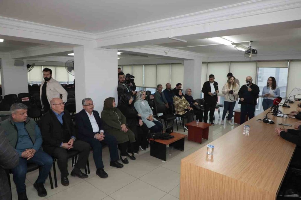 bilecik-haber_baskan-mentes-turkiye-de-darbe-donemleri-kapandi-7081.jpg