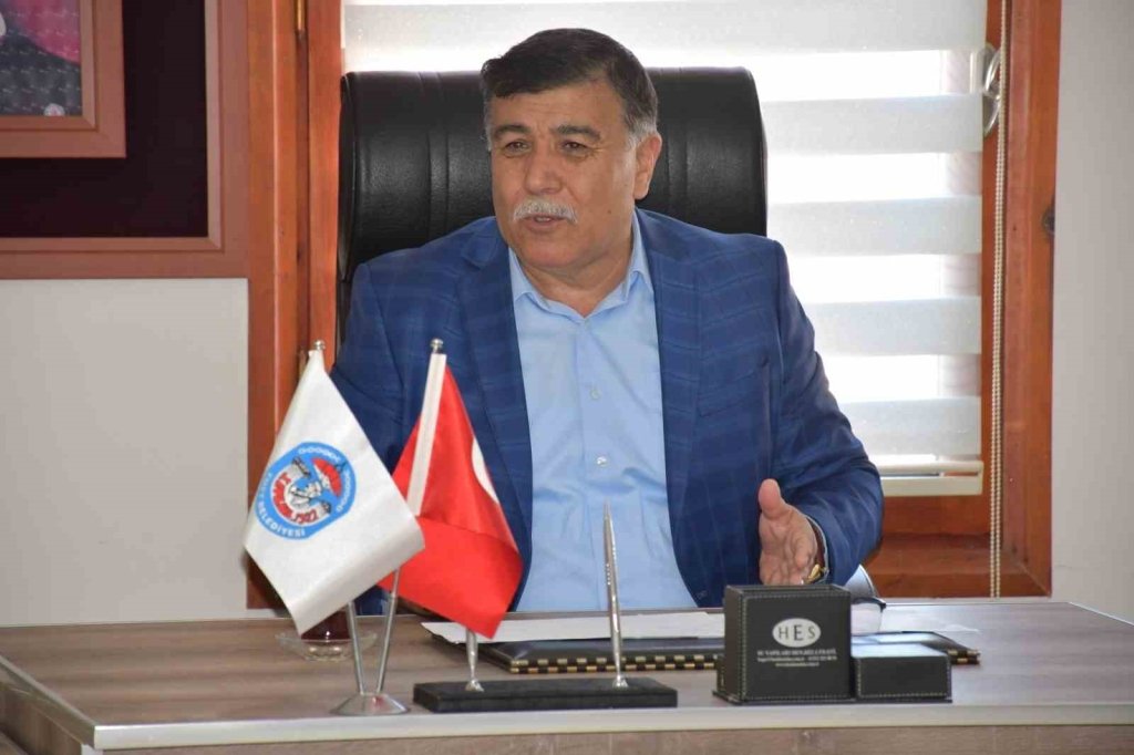 bilecik-haber_belediye-baskani-koca-birim-mudurleriyle-bir-araya-geldi-2879.jpg