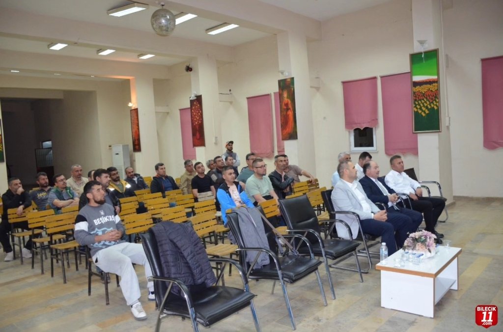 bilecik-haber_bu-sefer-anneler-degil-babalar-egitime-katildi-5490.jpg