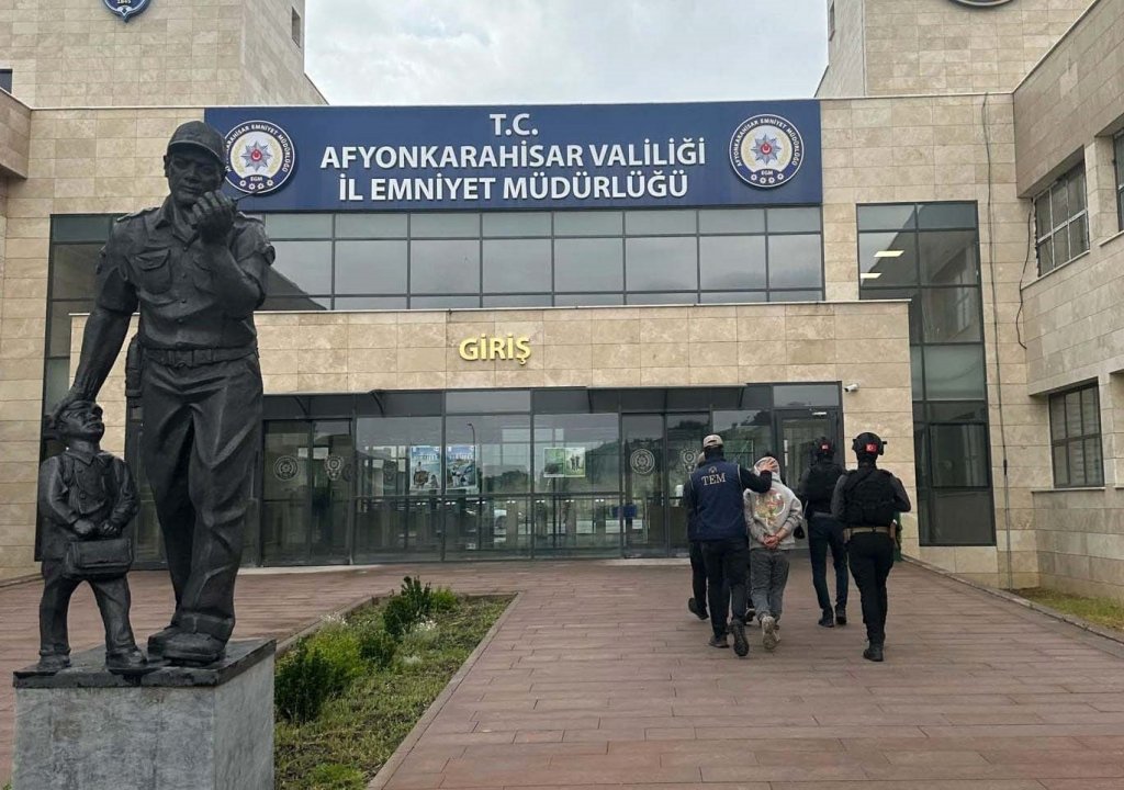 bilecik-haber_deas-teror-orgutune-yonelik-operasyon-4-gozalti-7317.jpg