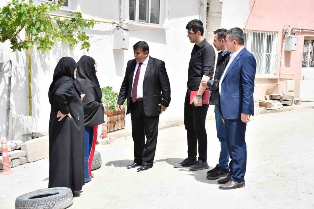 bilecik-haber_emet-belediye-baskani-koca-esnaf-ve-halkla-bir-araya-geldi-5696.jpg