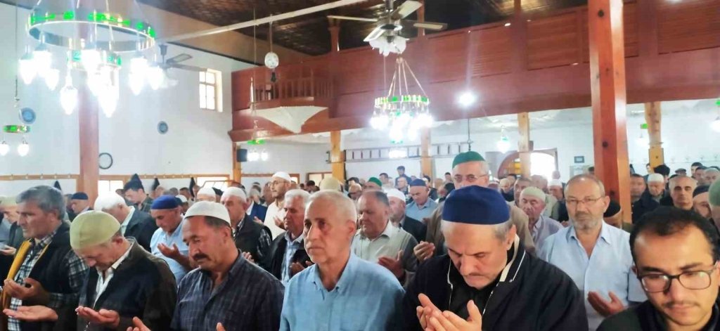 bilecik-haber_emet-yenicekoy-de-yagmur-duasi-5301.jpg