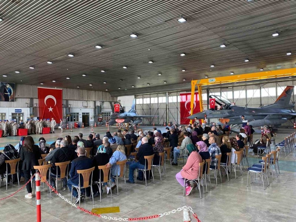 bilecik-haber_engelli-bireyler-asker-olma-sevincini-yasadi-4932.jpg