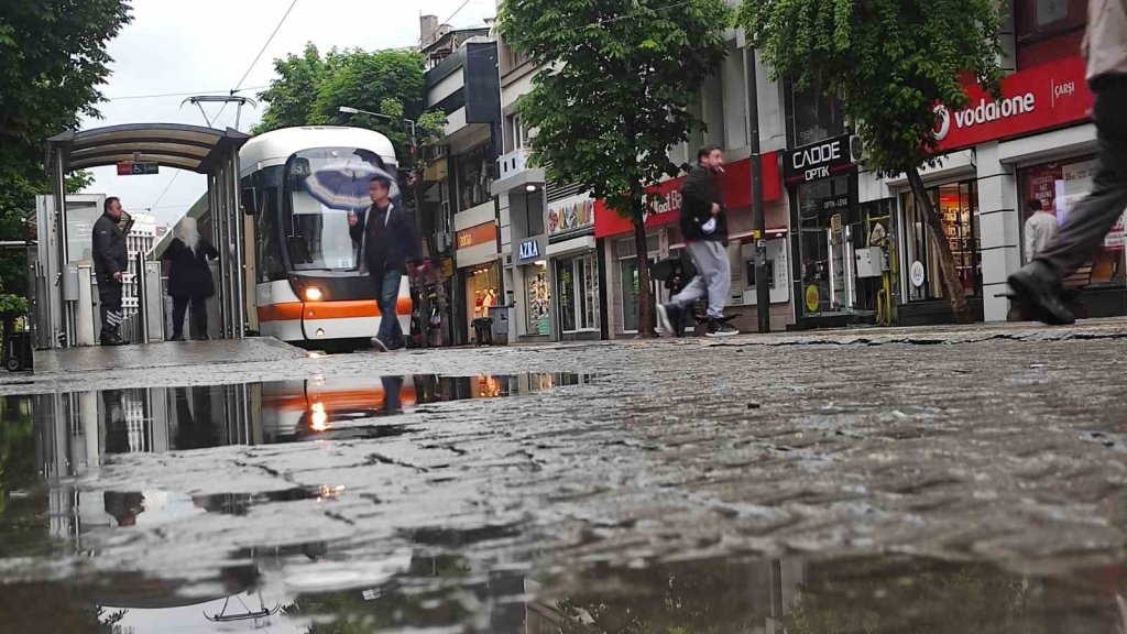 bilecik-haber_eskisehir-de-hava-sicakliklarinin-4-ila-7-derece-azalmasi-bekleniyor-3623.jpg