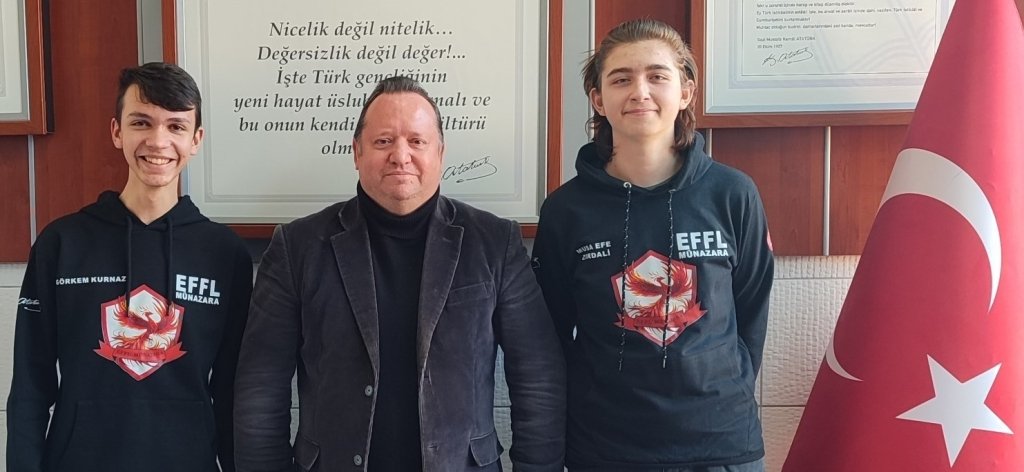 bilecik-haber_eskisehir-fatih-fen-lisesi-yesilay-munazara-turnuvasi-nda-turkiye-finaline-yukseldi-4298.jpg