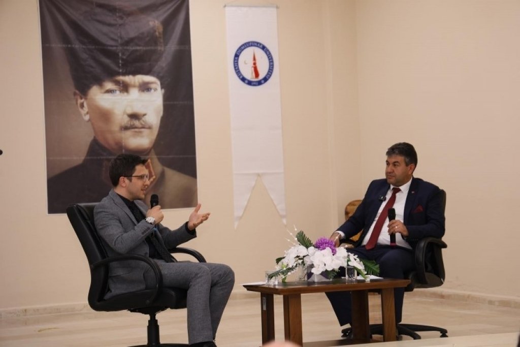 bilecik-haber_gediz-de-baskan-akel-kariyer-gunlerinin-konugu-oldu-4833.jpg