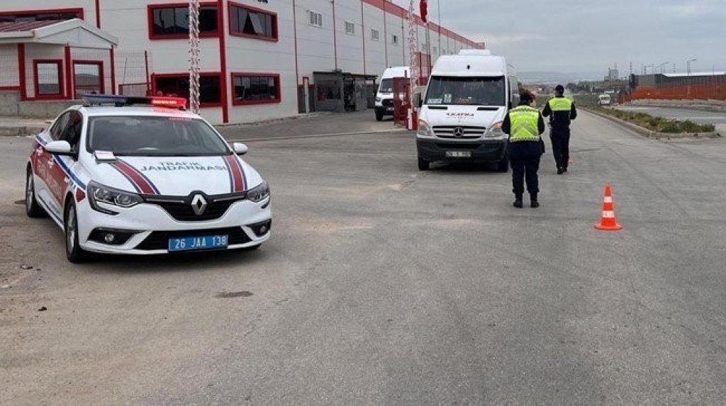 bilecik-haber_jandarma-ekiplerinin-trafik-denetiminde-6-bin-329-arac-kontrol-edildi-2742.jpg