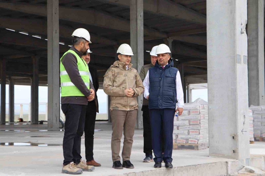 bilecik-haber_lastik-farikasi-insaatinda-sona-gelindi-7046.jpg