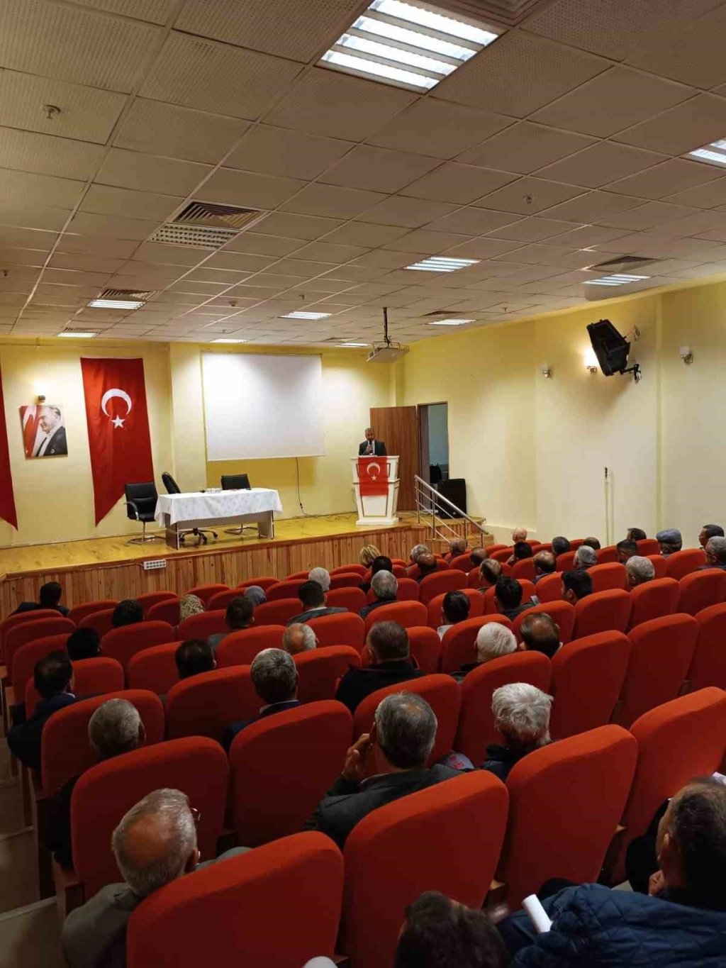 bilecik-haber_mahalle-ve-koy-muhtarlarina-hizmet-ici-egitim-verildi-4357.jpg