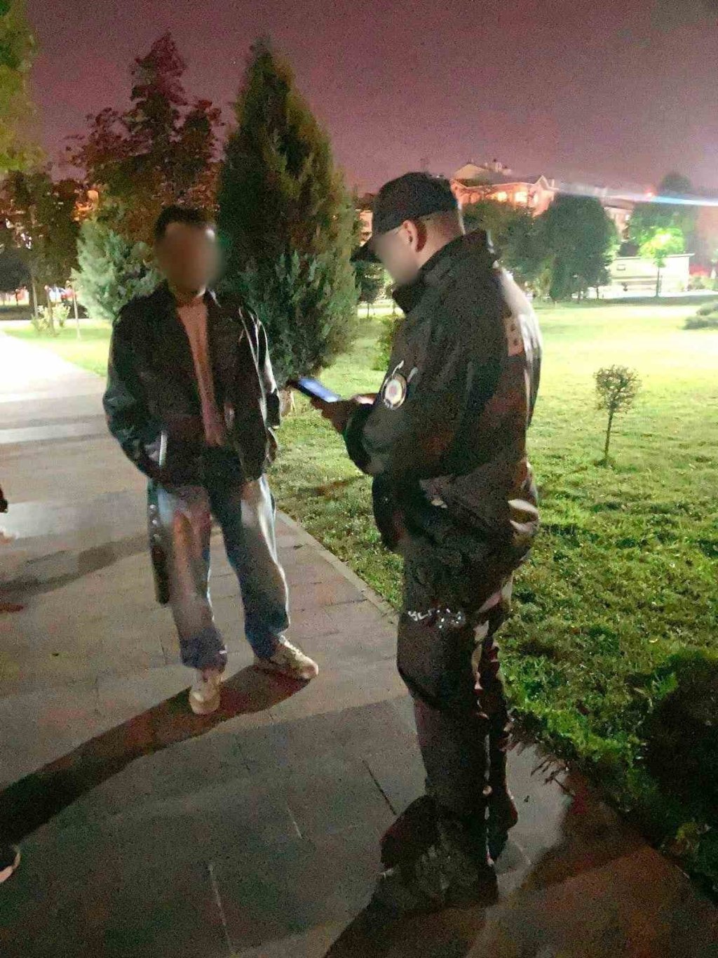 bilecik-haber_polis-ekiplerinden-supheli-sahislara-yonelik-denetim-5927.jpg
