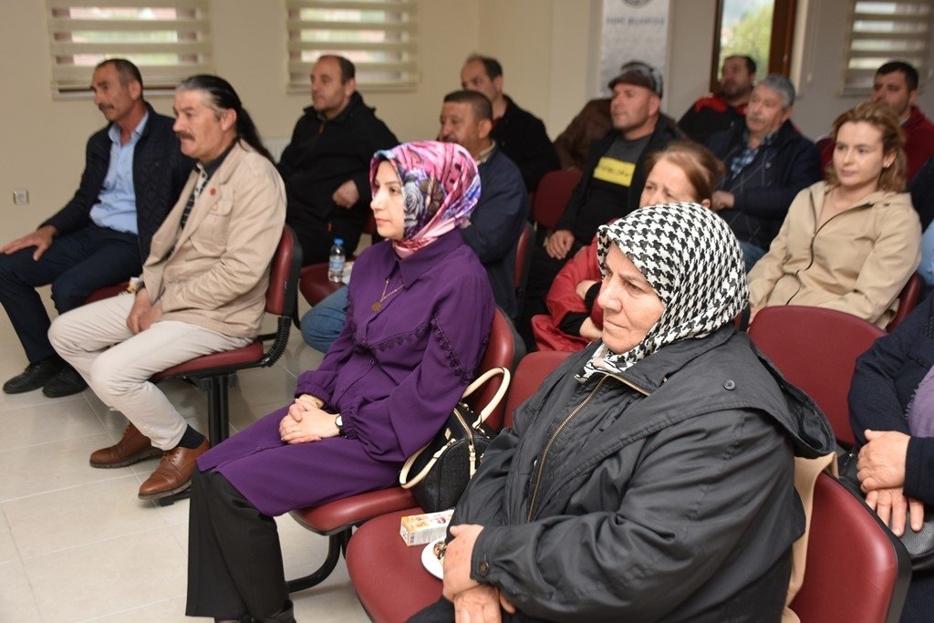 bilecik-haber_serhat-hamamci-vatandaslarla-bulustu-3791.jpg