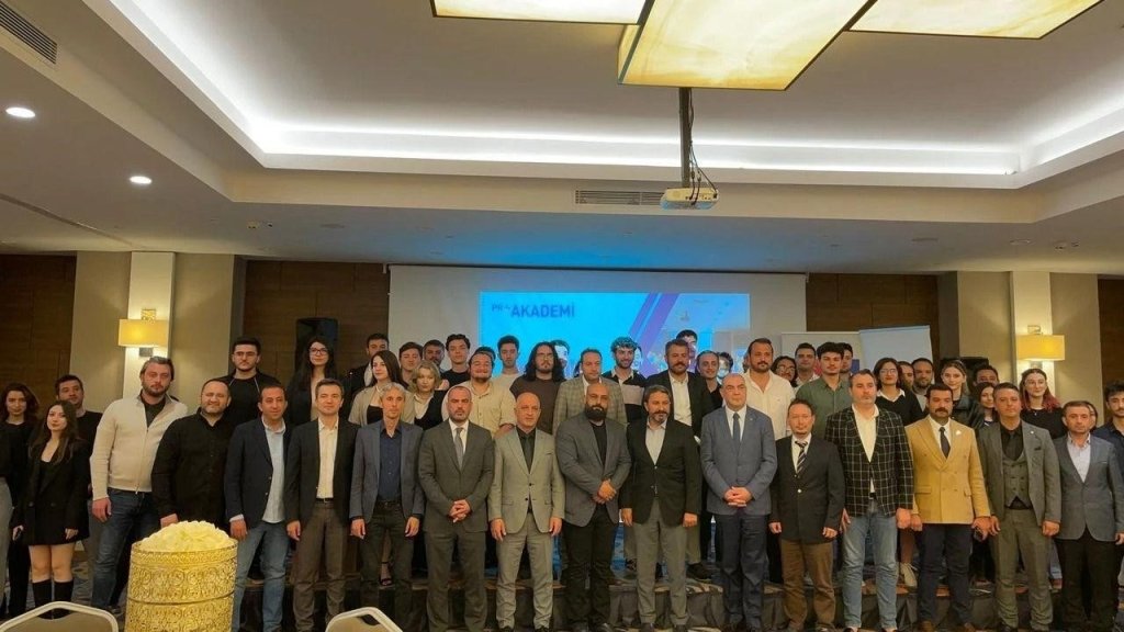 bilecik-haber_universite-ogrencileri-ile-genc-issizlik-ve-istihdam-uzerine-calistay-7950.jpg