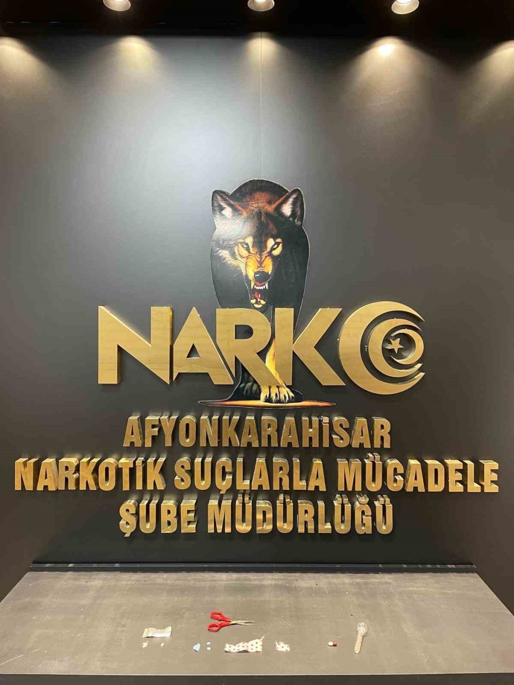bilecik-haber_uyusturucu-operasyonunda-alana-da-satana-da-islem-yapildi-7370.jpg