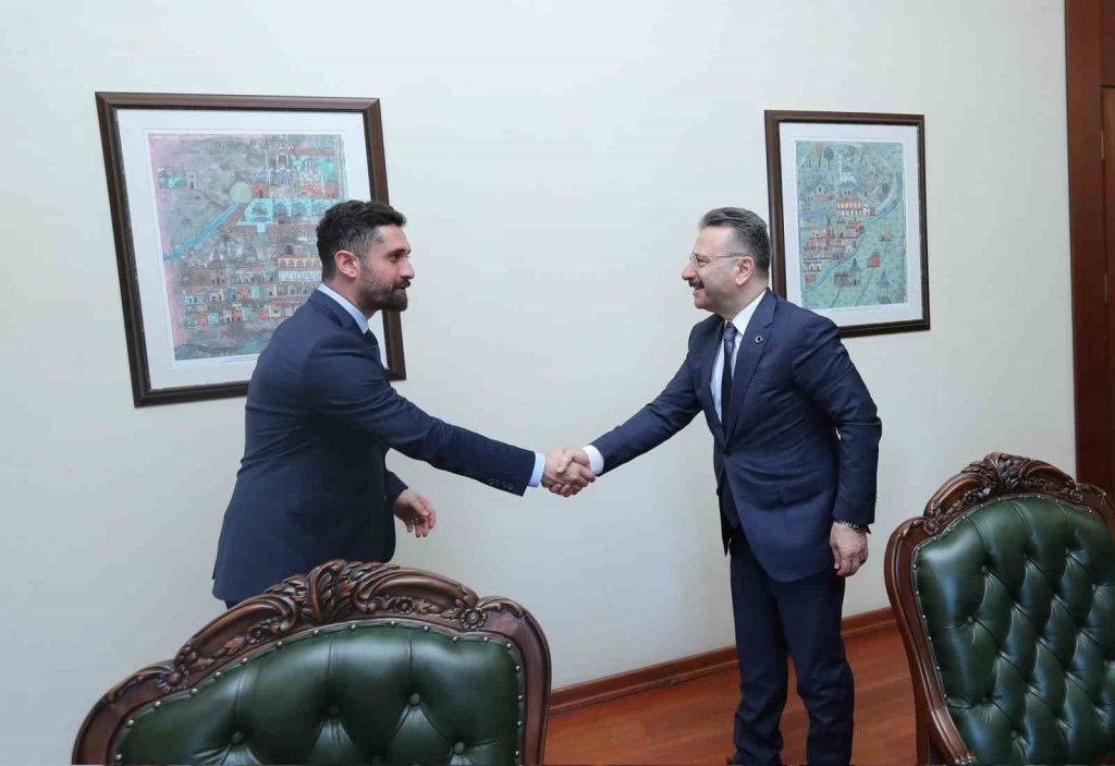 bilecik-haber_vali-aksoy-14-mayis-eczacilik-gunu-nu-kutladi-4104.jpg