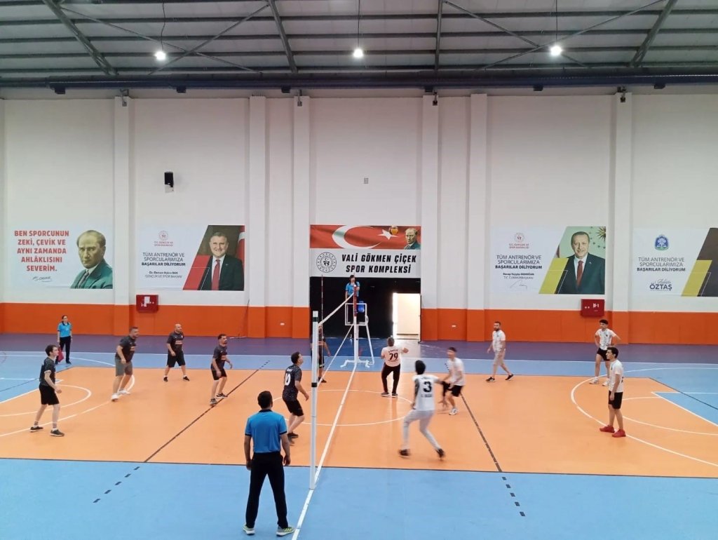bilecik-haber_15-temmuz-voleybol-turnuvasi-sandikli-da-basladi-13579.jpg