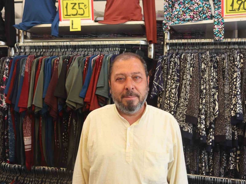 bilecik-haber_eskisehir-de-sicak-hava-ile-birlikte-kiyafet-tercihleri-degisiyor-8295.jpg