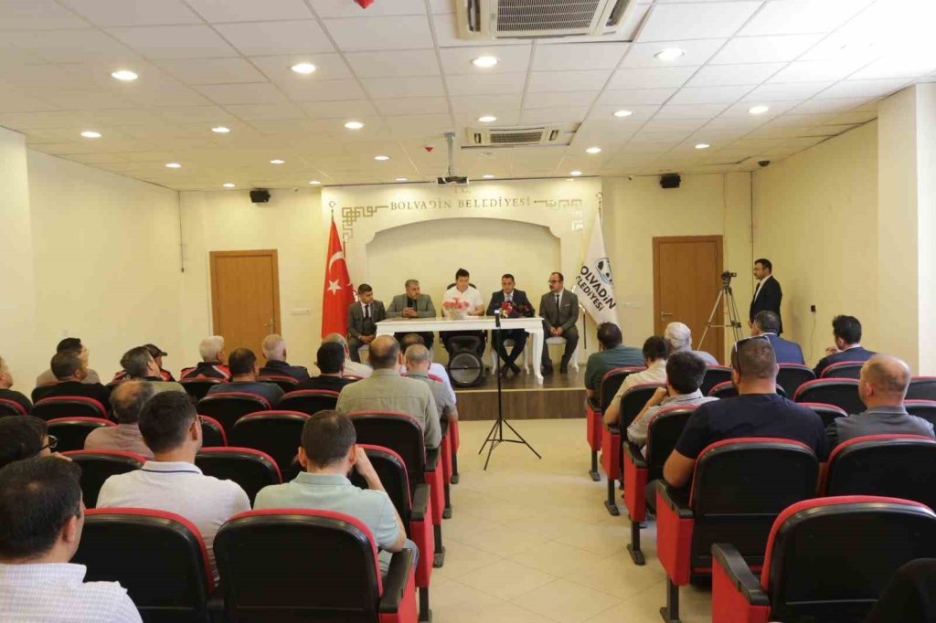 bilecik-haber_isciler-imzalanan-sozlesme-ile-cifte-bayram-yasayacak-11054.jpg