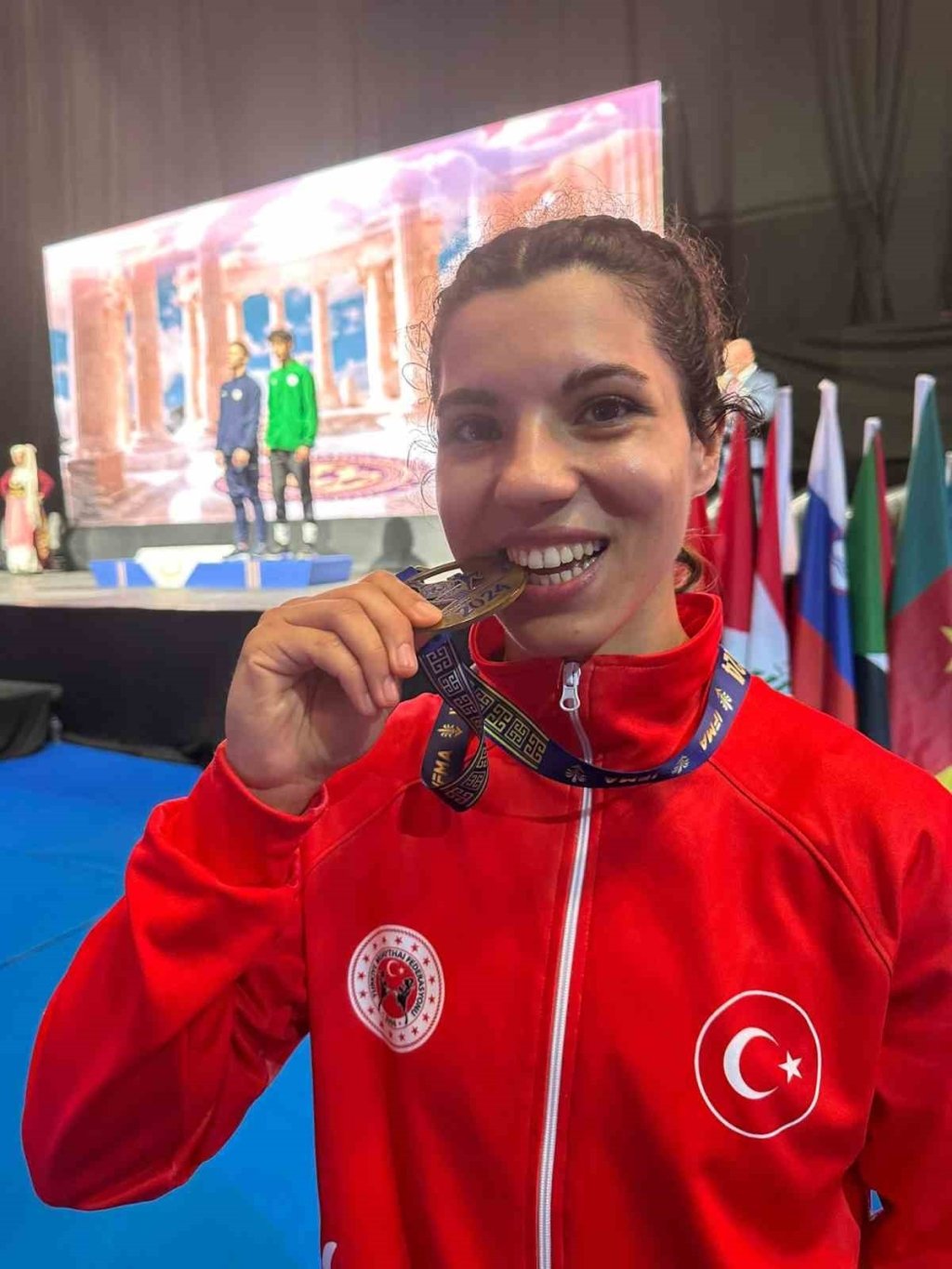 bilecik-haber_kubra-kocakus-yeniden-dunya-sampiyonu-oldu-10464.jpg