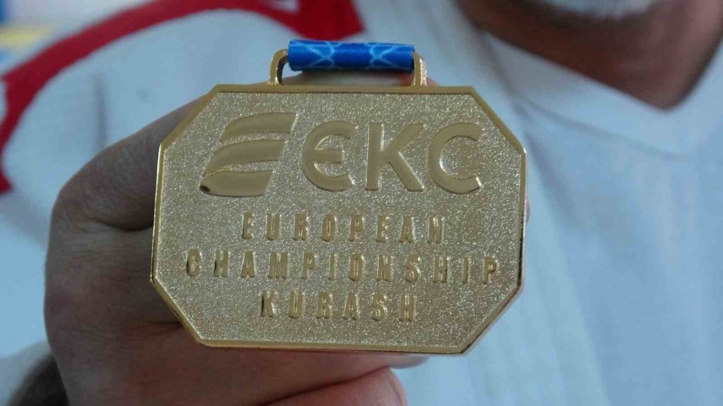 bilecik-haber_kutahyali-sporculardan-avrupa-kuras-sampiyonasi-nda-2-altin-madalya-13359.jpg