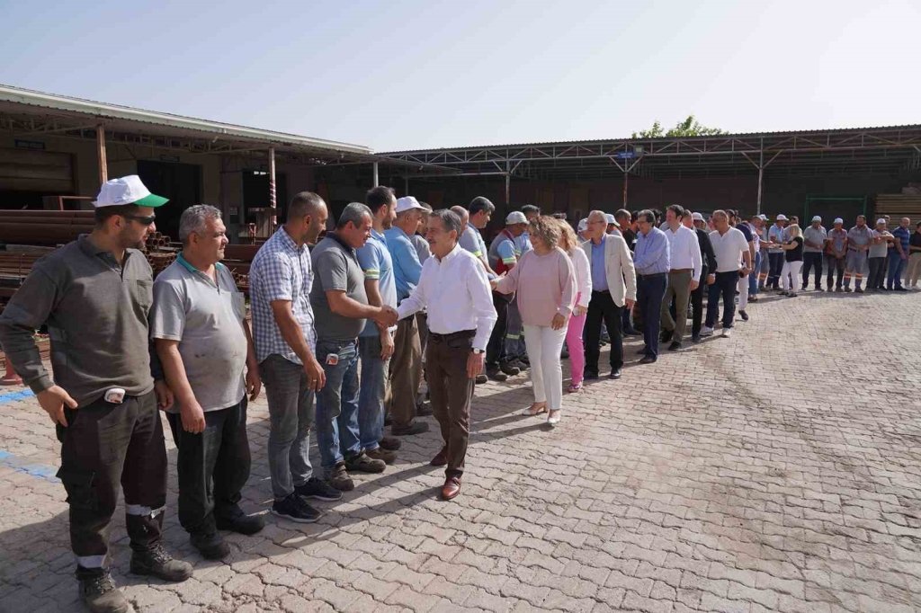 bilecik-haber_tepebasi-ailesi-bayramlasti-11077.jpg