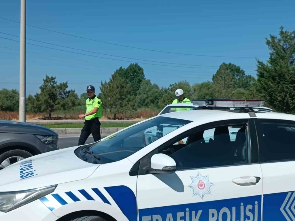 bilecik-haber_tavsanli-da-trafik-denetimleri-artirildi-16876.jpg
