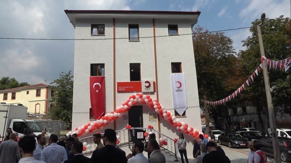 bilecik-haber_turk-kizilay-halil-ibrahim-yilmaz-asevi-acildi-19217.jpg
