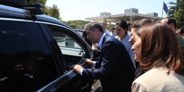 bilecik-haber_ak-parti-genel-baskan-yardimcisi-sirakaya-kapikule-de-gurbetcileri-ugurladi-23911.jpg