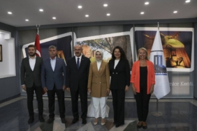 bilecik-haber_bakan-goktas-canakkale-de-aile-ve-sosyal-hizmetler-il-mudurlugunun-yeni-binasini-acti-26677.jpg