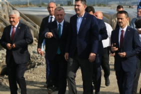 bilecik-haber_bakan-kurum-izmit-korfezi-dip-camur-temizleme-tesisini-inceledi-22341.jpg