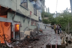bilecik-haber_bursa-da-2-katli-evde-cikan-yangin-sonduruldu-22879.jpg