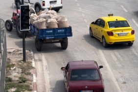 bilecik-haber_bursa-da-seyir-halindeki-araclardan-cevreye-cop-atan-68-kisiye-ceza-uygulandi-24489.jpg