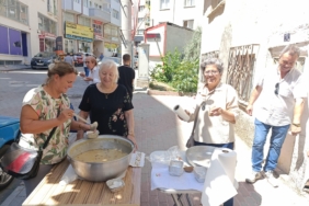 bilecik-haber_camci-mustafa-dan-asure-ikrami-22128.jpg