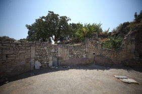 bilecik-haber_canakkale-de-kesfedilen-1850-yillik-12-koseli-yapi-artirilmis-gerceklikle-gezilebiliyor-24992.jpg