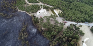 bilecik-haber_canakkale-de-orman-yangininin-zarar-verdigi-alanlar-dron-ile-goruntulendi-23431.jpg