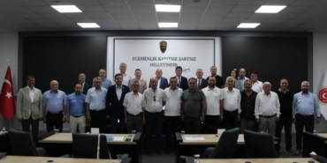 bilecik-haber_chp-heyeti-il-genel-meclis-toplantisina-katildi-21771.jpg