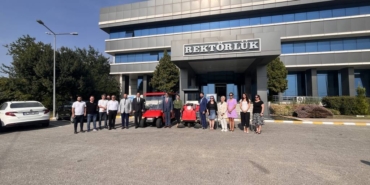 bilecik-haber_comu-de-yesil-donusume-katki-icin-3-elektrikli-arac-hizmete-alindi-24728.jpg